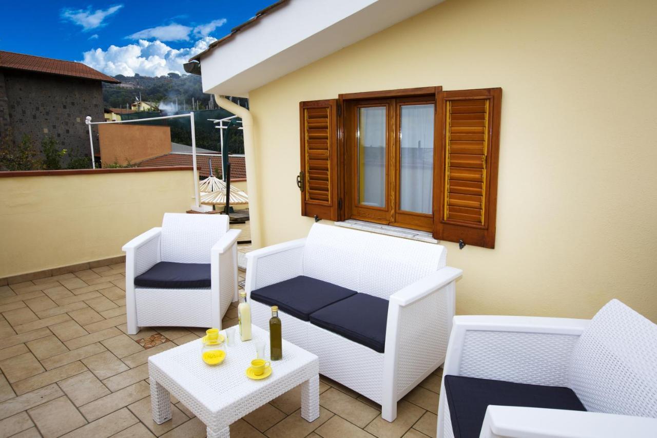 Relais Villa Chiara Free Parking Sorrent Exterior foto