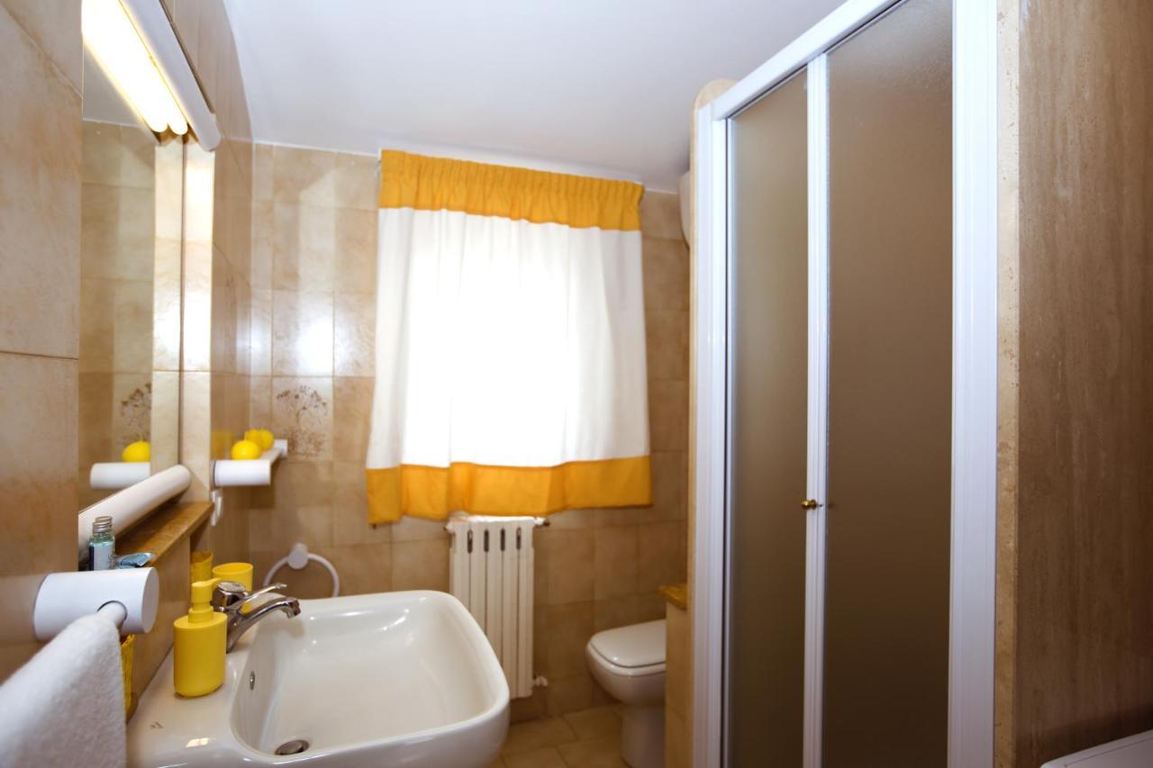 Relais Villa Chiara Free Parking Sorrent Exterior foto