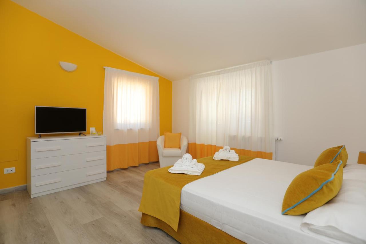 Relais Villa Chiara Free Parking Sorrent Exterior foto