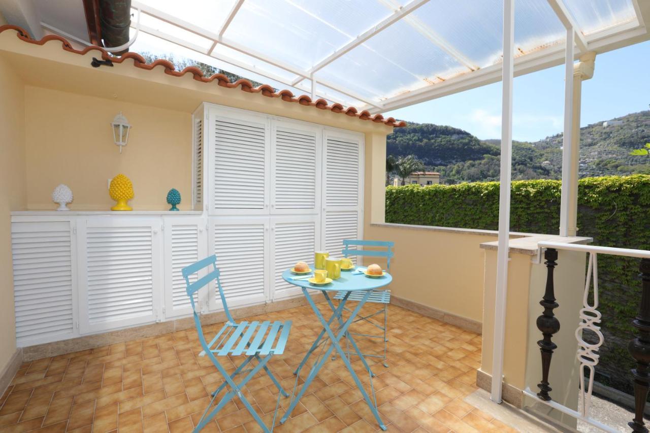 Relais Villa Chiara Free Parking Sorrent Exterior foto